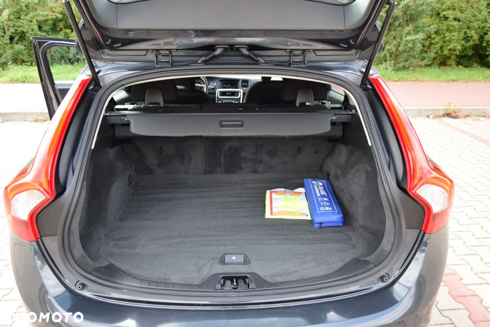 Volvo V60 D2 Edition - 25