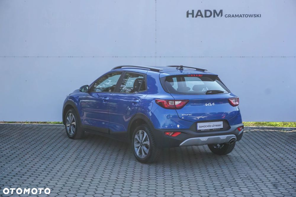 Kia Stonic 1.2 L - 6