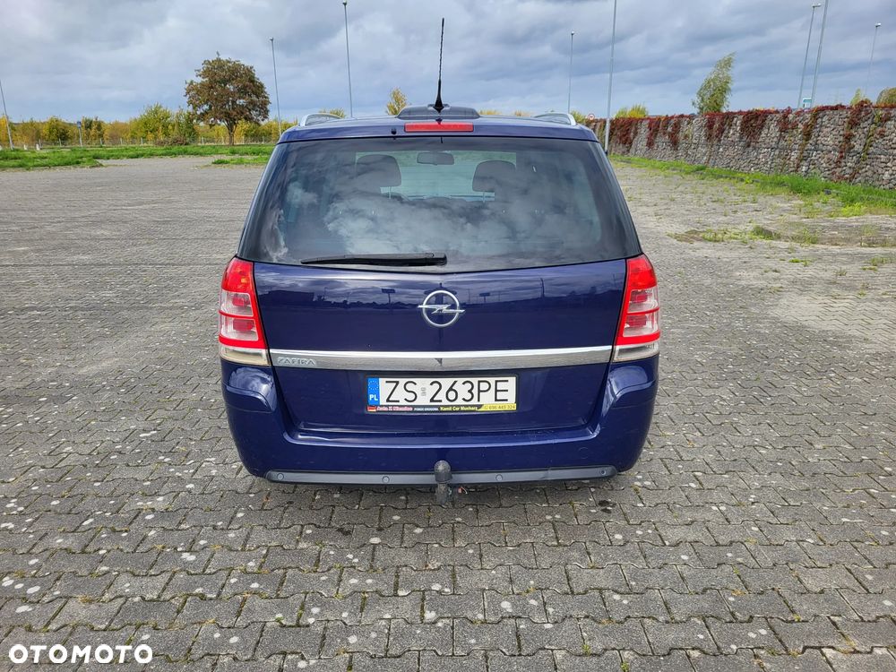 Opel Zafira 1.8 Design Edition - 9