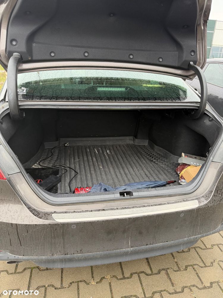 Toyota Camry 2.5 Hybrid Prestige CVT - 16