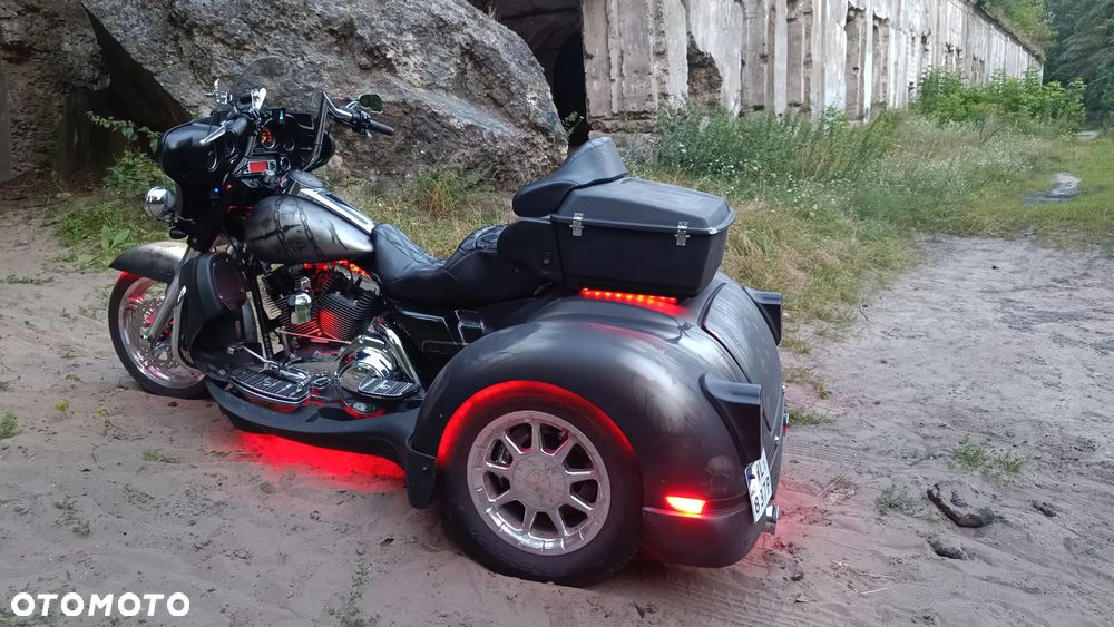 Harley-Davidson FLHTCU Ultra - 20