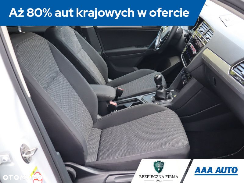 Volkswagen Tiguan - 10