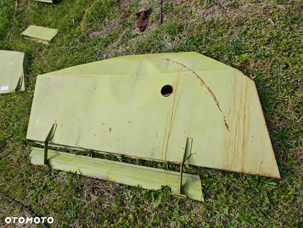 Claas mercator 75 osłona obudowa lewa