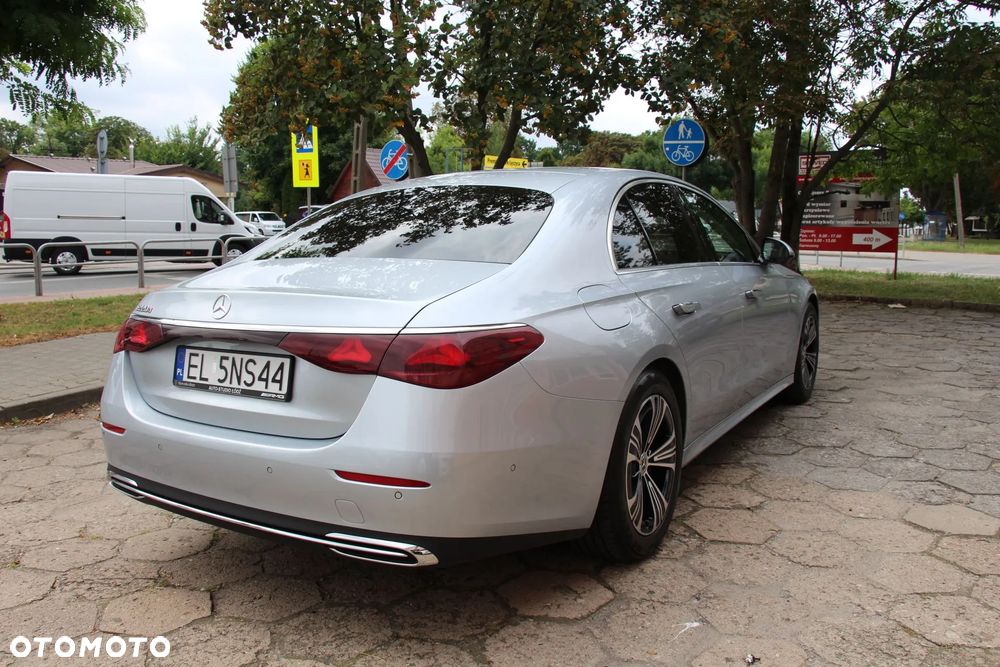 Mercedes-Benz Klasa E 220 d mHEV 4-Matic Avantgarde 9G-Tronic - 5