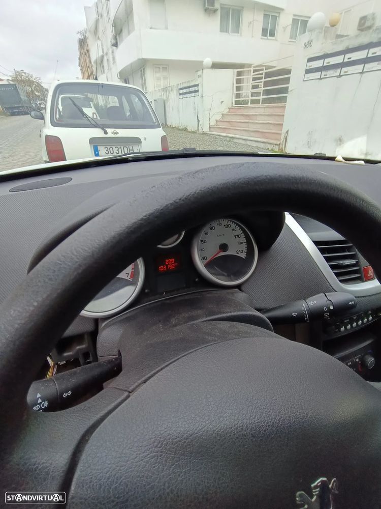 Peugeot 207 1.4 16V Active - 7