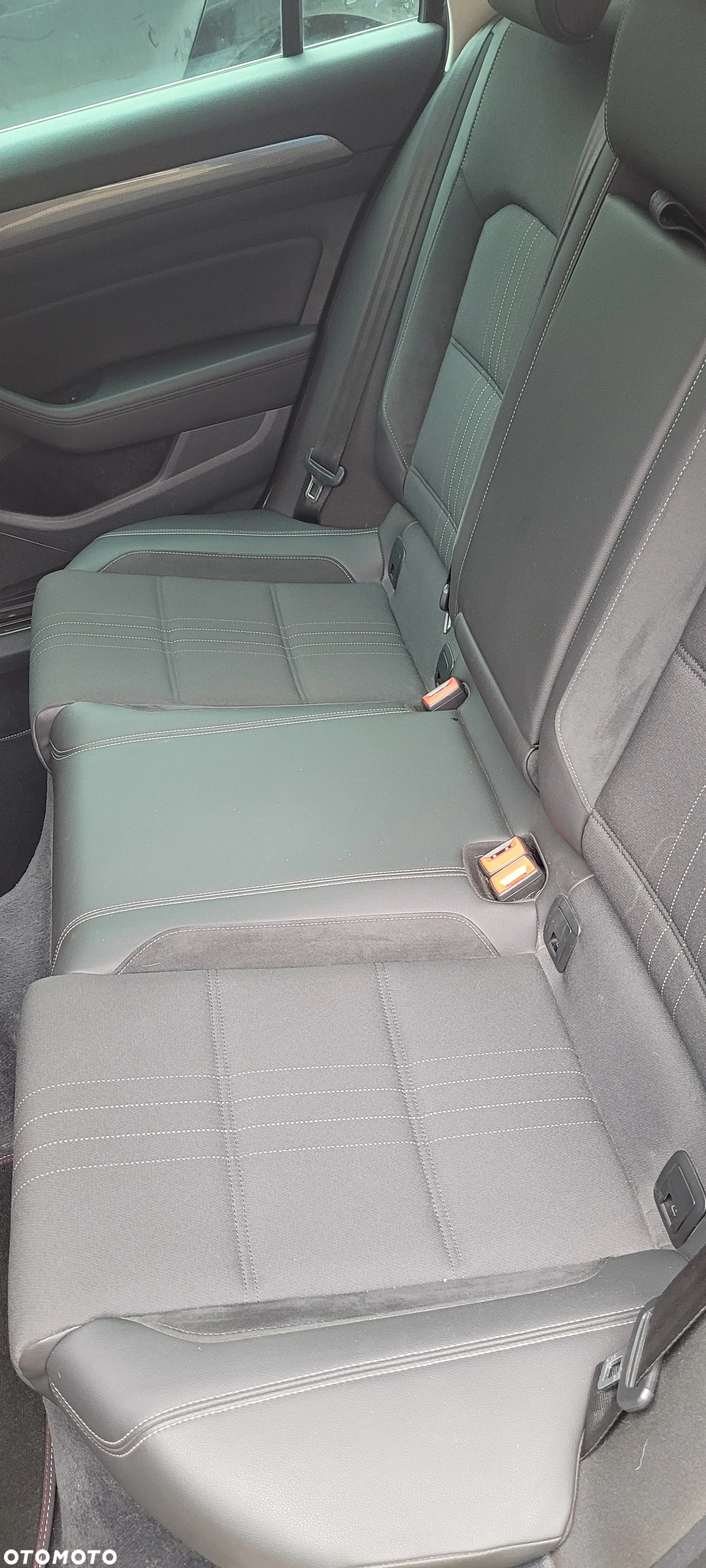 Volkswagen Passat Variant 2.0 TDI SCR 4Motion DSG (BMT) Highline - 10