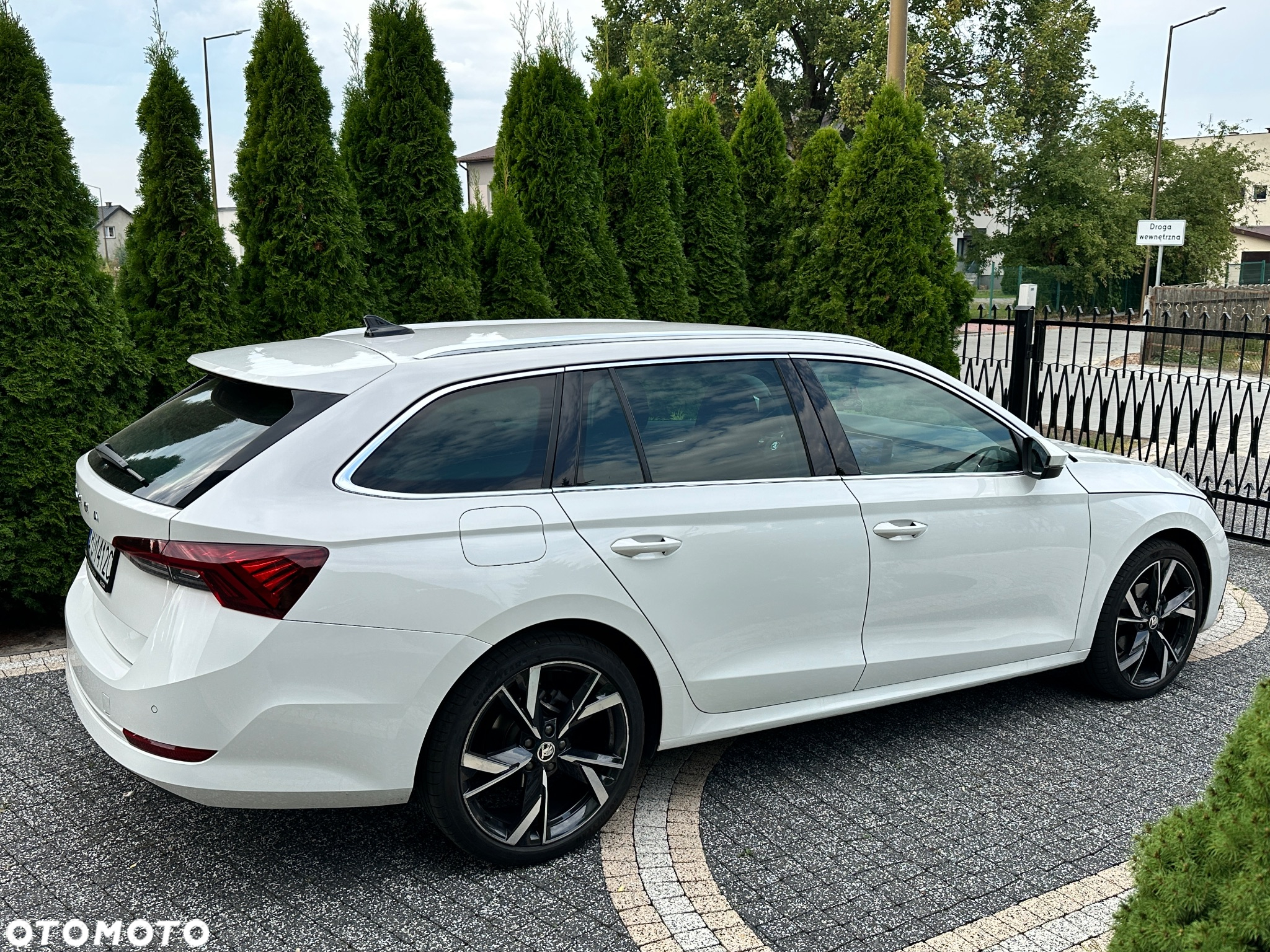 Skoda Octavia 2.0 TDI DSG Style - 4