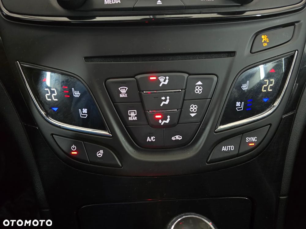 Opel Insignia 2.0 CDTI automatik Business Innovation - 25