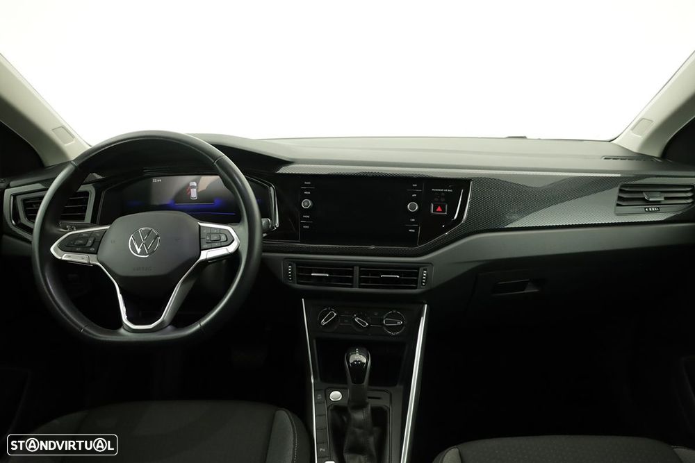 VW Taigo 1.0 TSI Urban DSG - 8