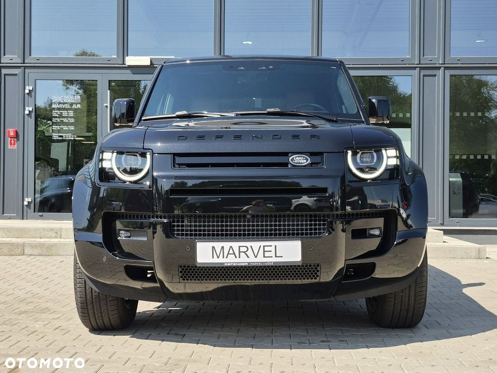 Land Rover Defender 110 D350 X-Dynamic HSE - 4