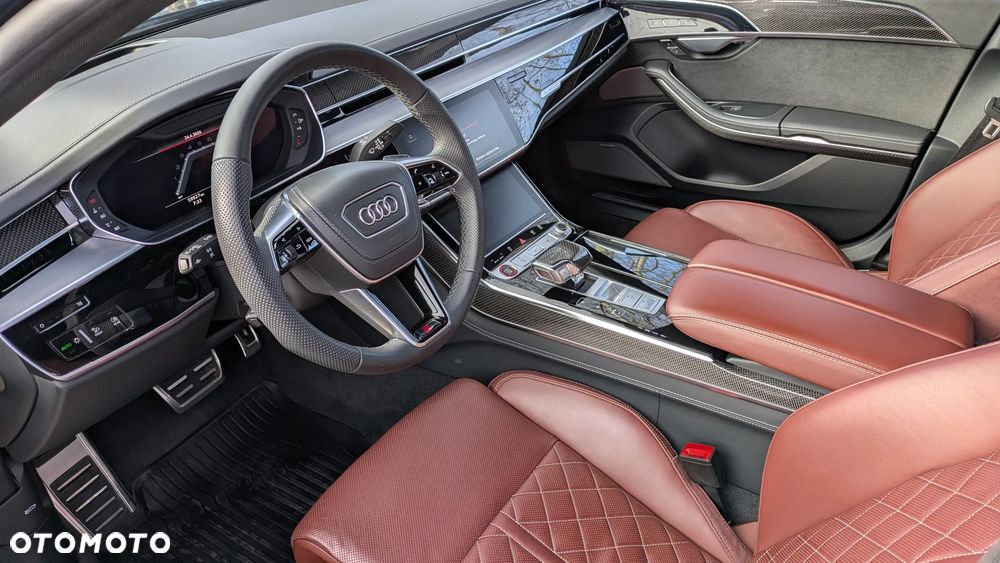 Audi S8 - 9