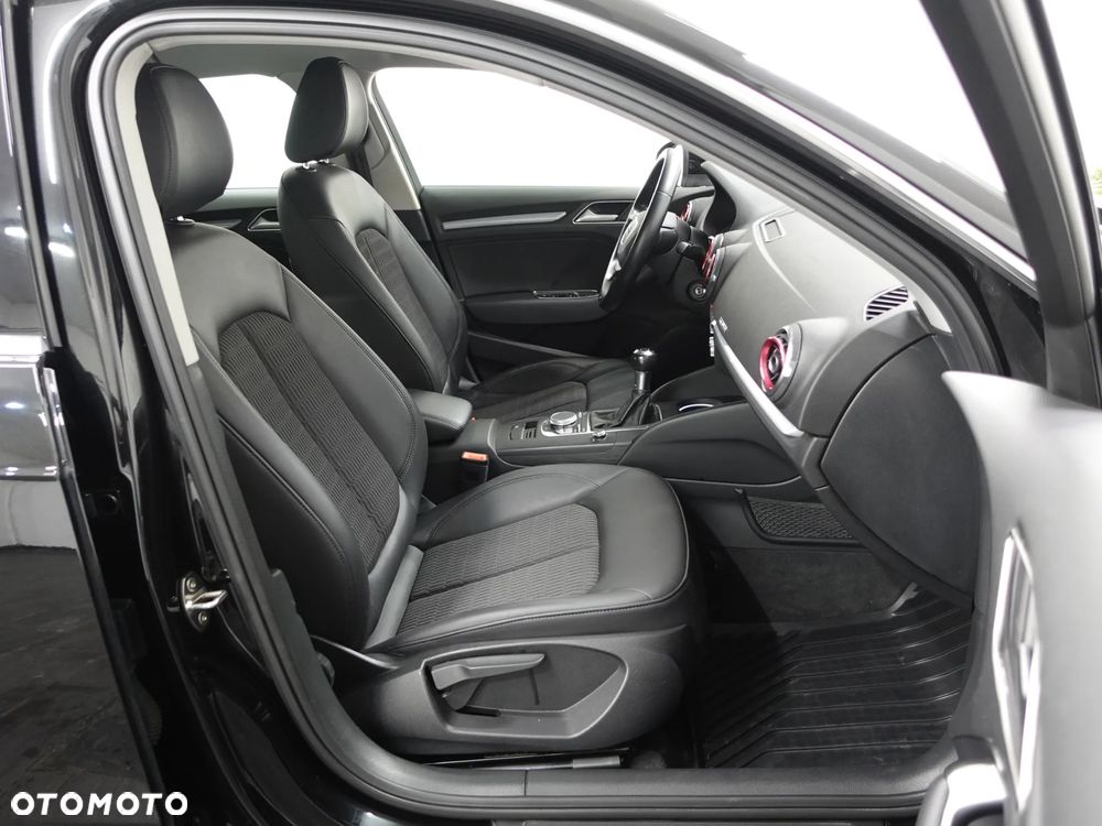 Audi A3 Sportback 2.0 TDI quattro - 25