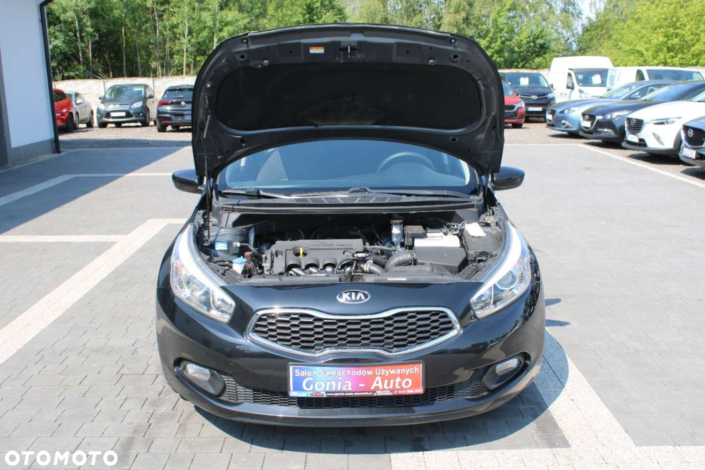 Kia Ceed - 11