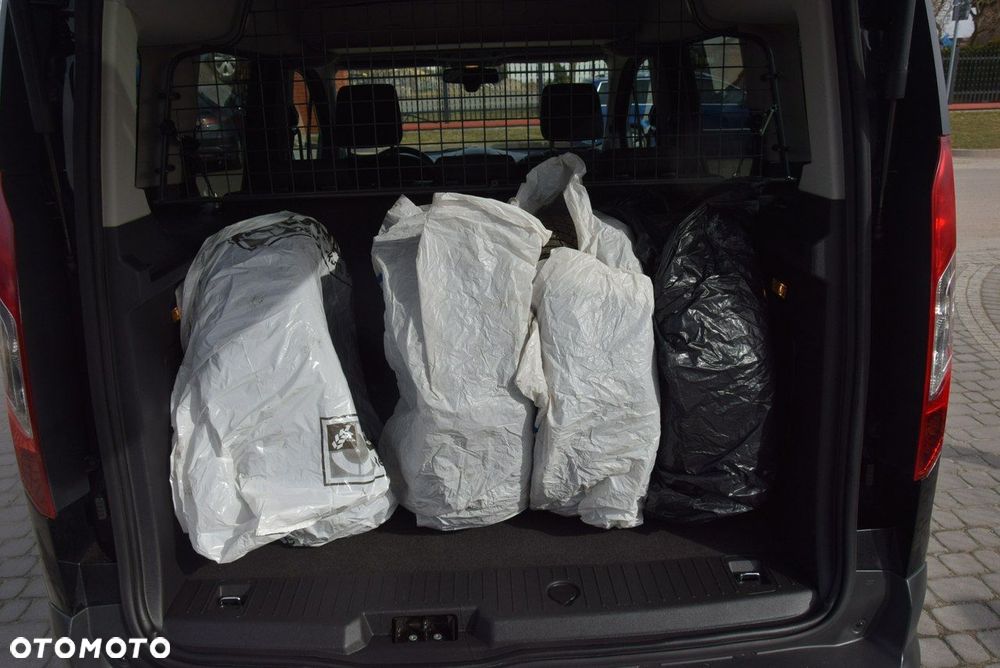 Ford Tourneo Connect 1.6 TDCi Trend - 19