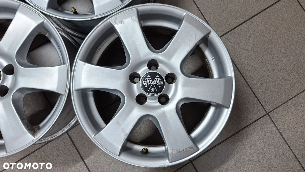 Felgi Aluminiowe 15 Toyota 5x100 ET 27 Autec Baltic - 5