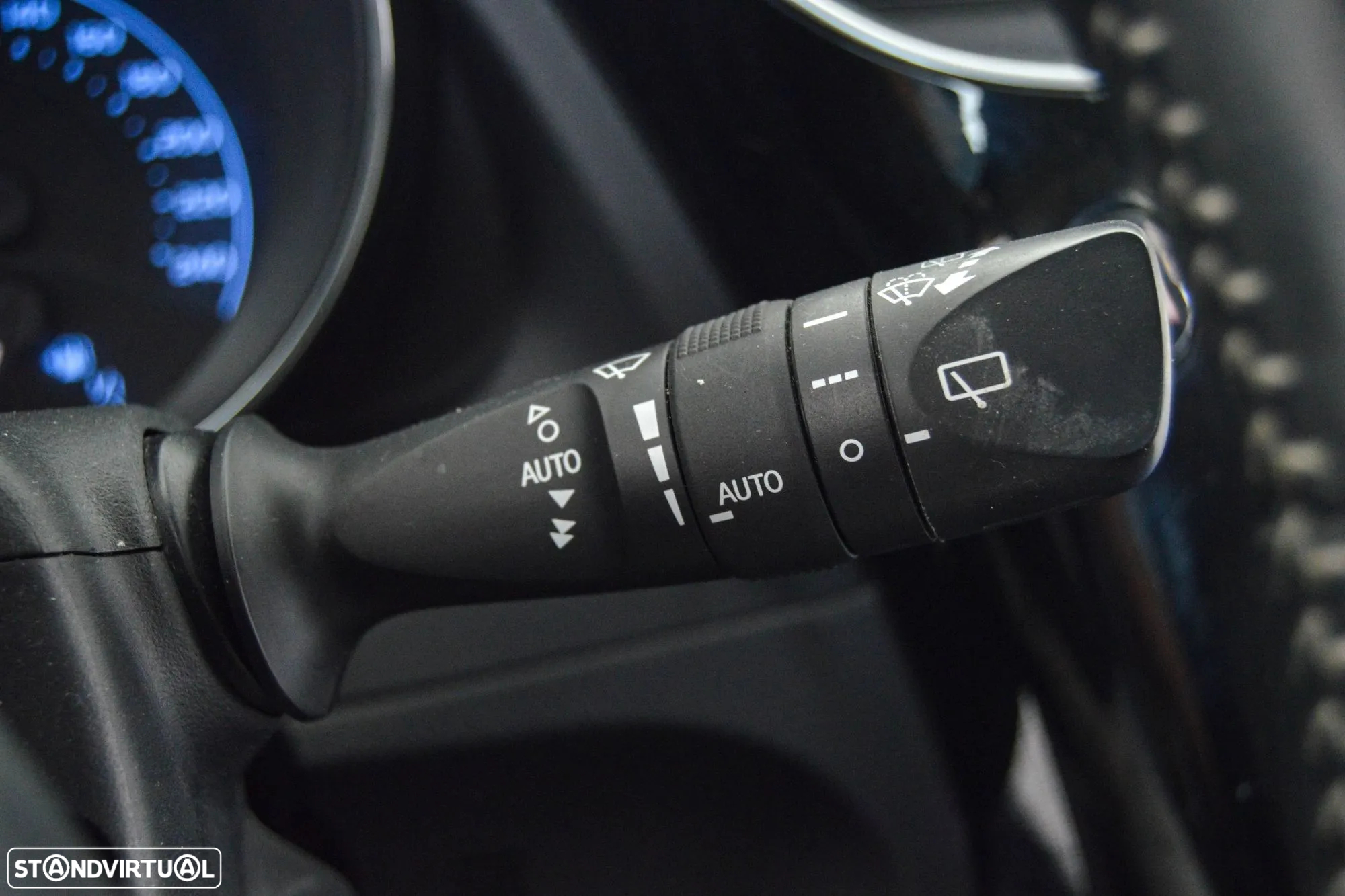 Toyota Auris 1.4 D-4D Comfort - 32