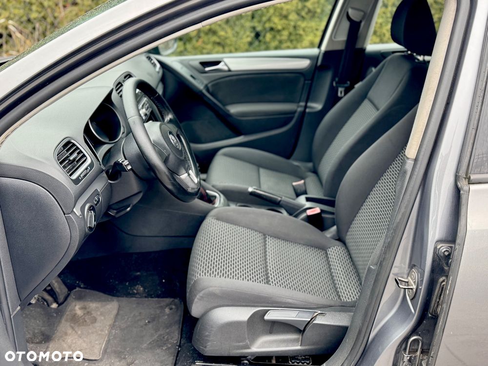 Volkswagen Golf 1.6 TDI DPF Style - 12