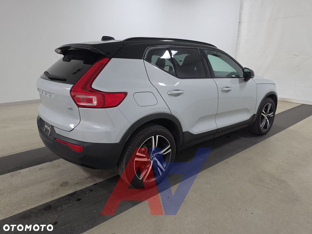 Volvo XC 40 - 7
