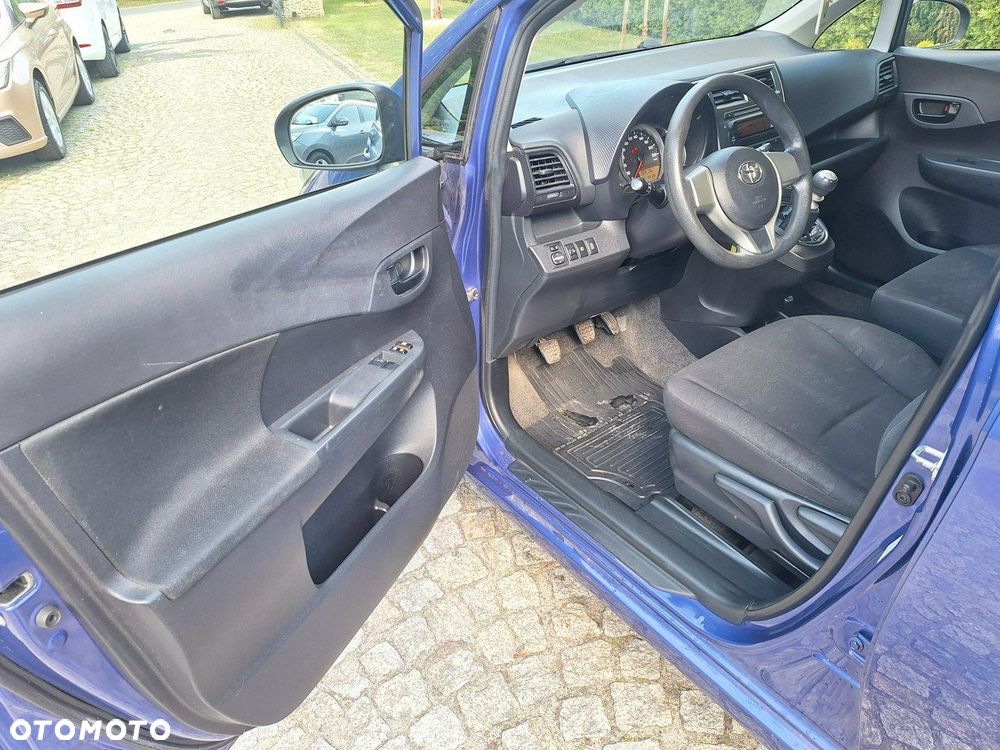 Toyota Verso S - 9