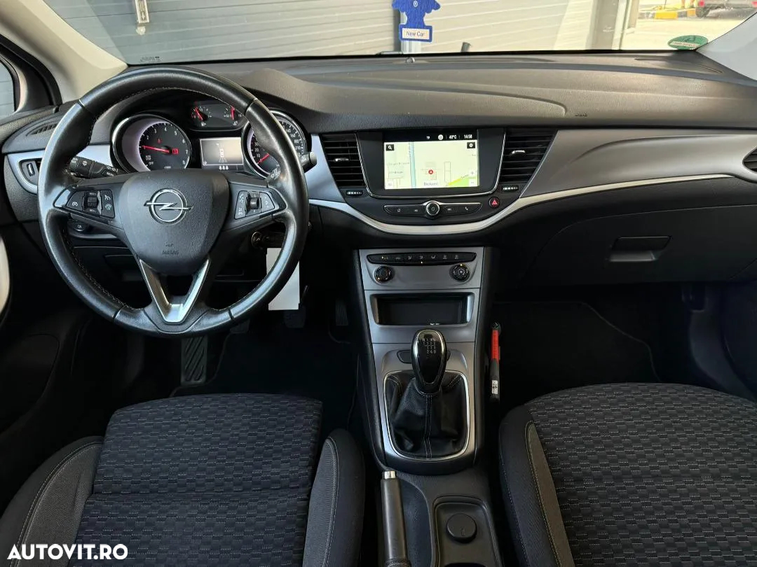 Opel Astra 1.2 Turbo Start/Stop Sports Tourer Design&Tech - 3