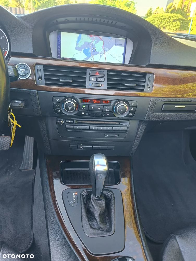 BMW Seria 3 320d Efficient Dynamic Edition Luxury Line - 19