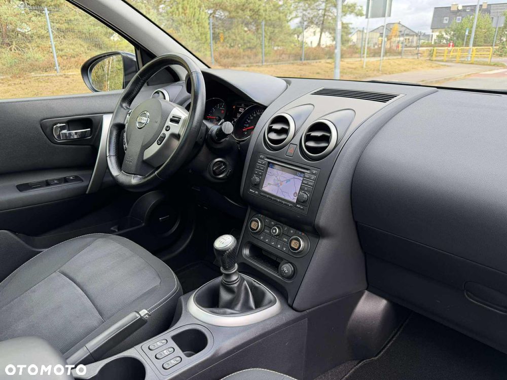 Nissan Qashqai 2.0 tekna - 8