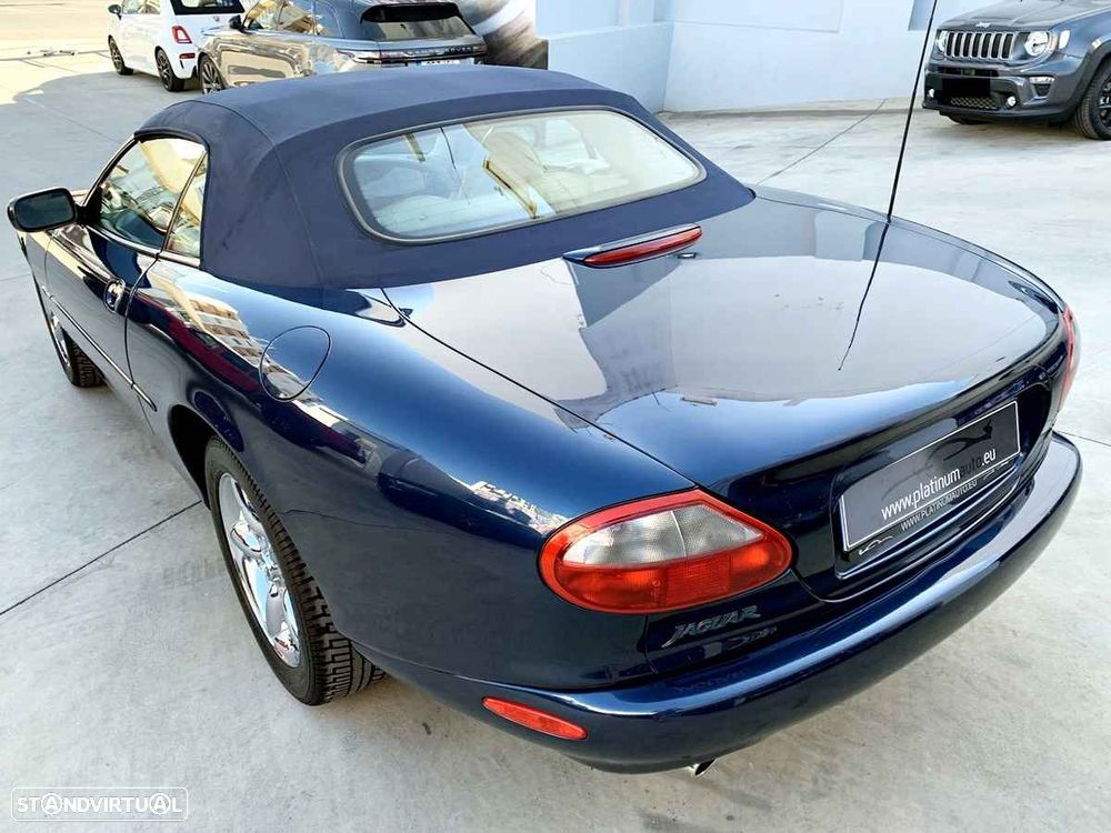 Jaguar XK XK8 4.0 Convertible Classic - 5