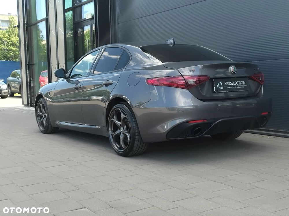 Alfa Romeo Giulia 2.0 Turbo Veloce Q4 - 4