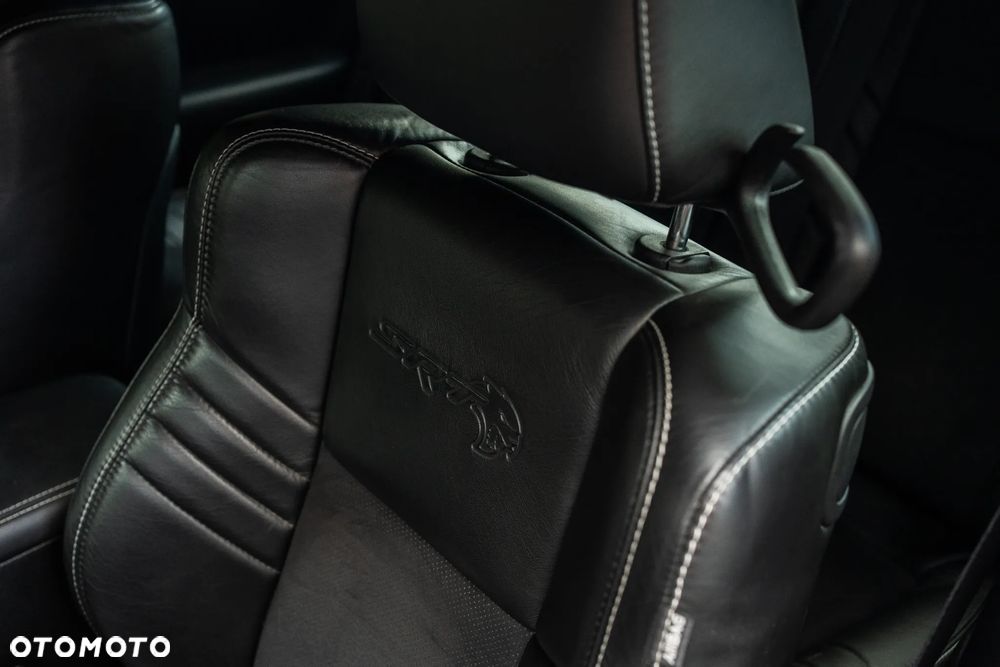 Dodge Challenger 6.2 Hellcat - 15