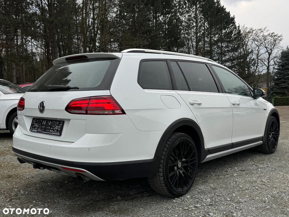 Volkswagen Golf - 14