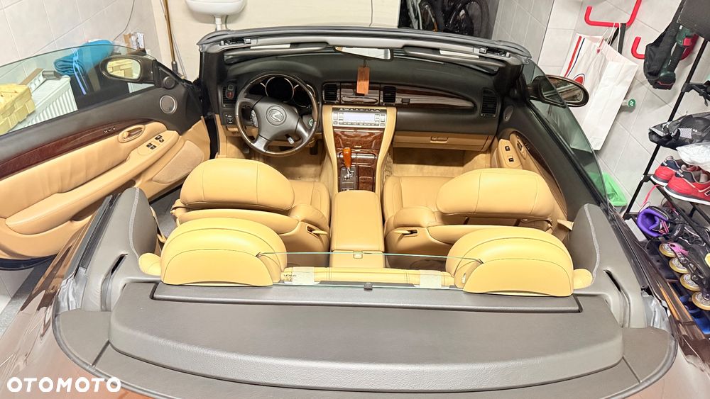 Lexus SC Prestige - 33