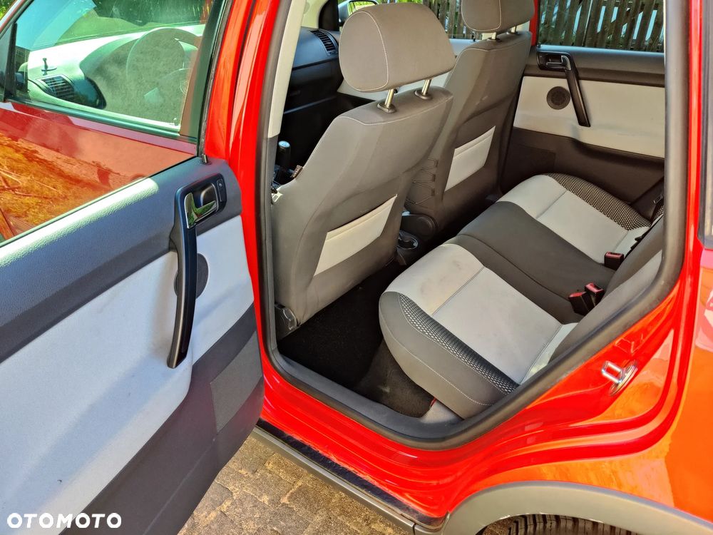 Volkswagen Polo 1.4 CrossPolo - 11