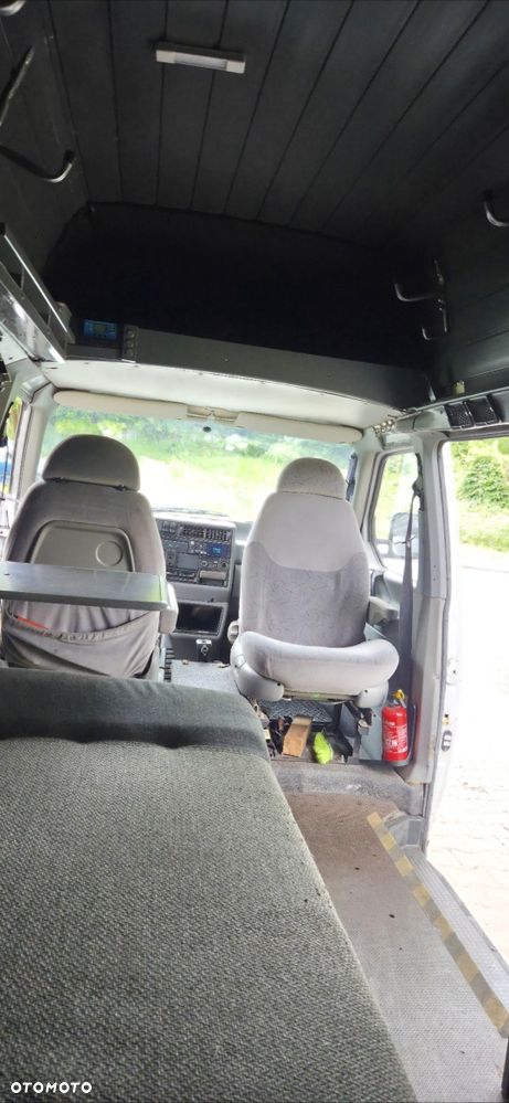 Volkswagen Transporter - 6