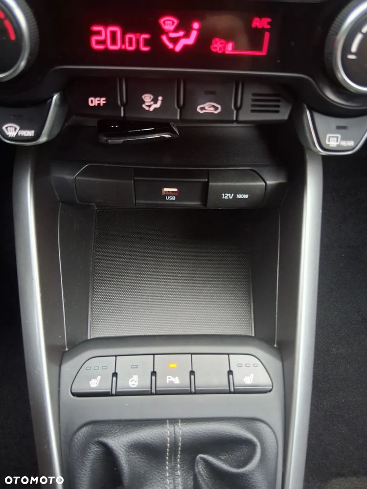 Kia Rio 1.0 T-GDI 100 GT Line - 26