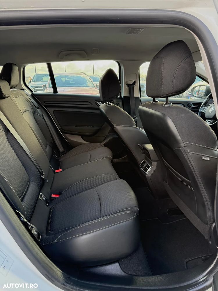 Renault Megane Grandtour ENERGY TCe 130 EDC BUSINESS - 15