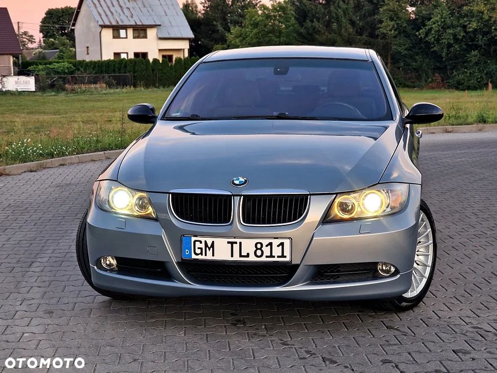 BMW Seria 3 320i - 7