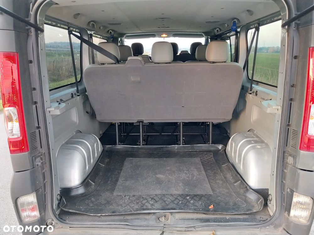 Opel Vivaro - 14