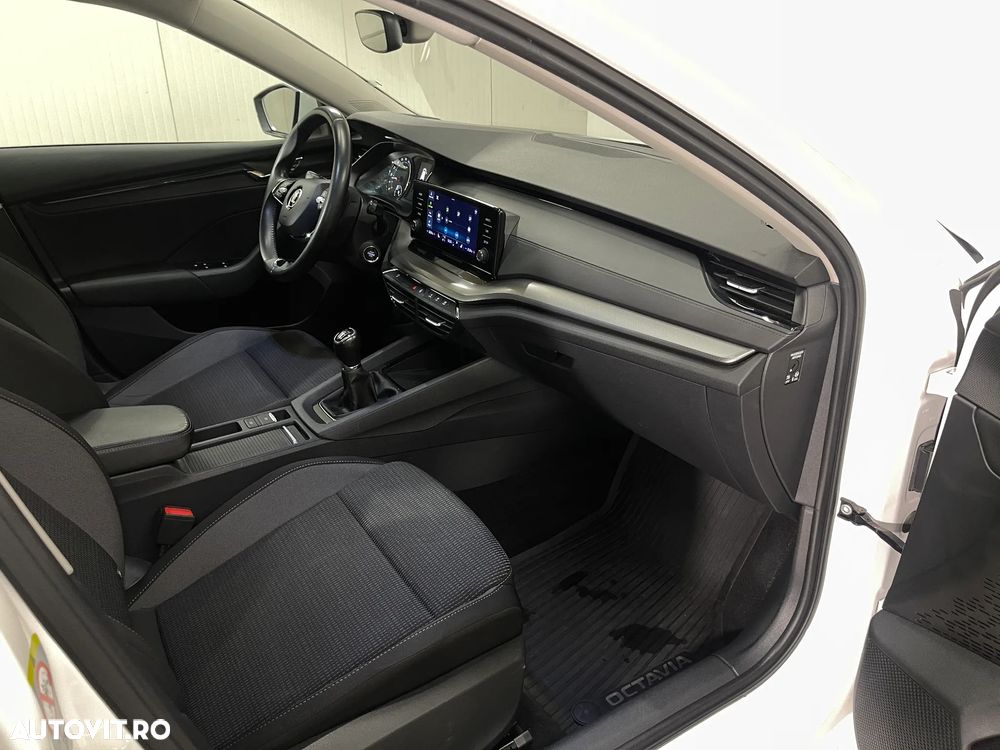 Skoda Octavia 2.0 TDI Ambition - 9