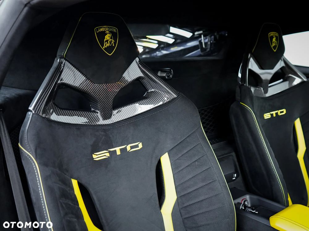 Lamborghini Huracan - 29