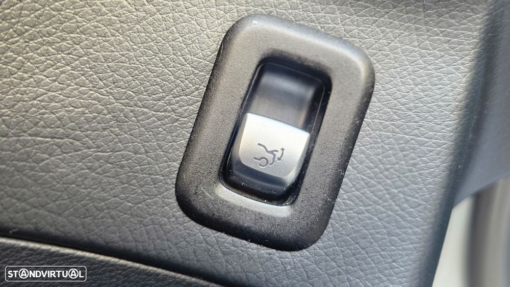 Mercedes-Benz GLC 250 d 4Matic 9G-TRONIC AMG Line - 21