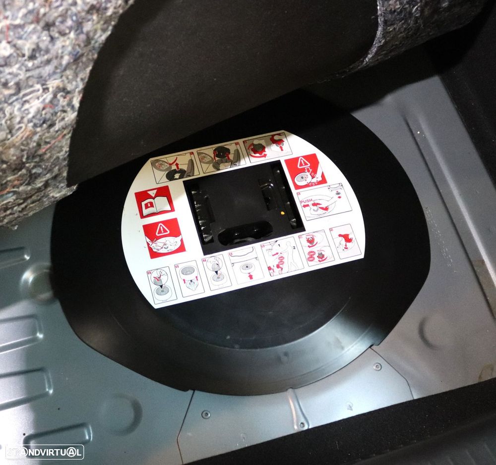 Renault Clio 0.9 TCe Limited - 37