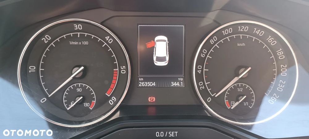 Skoda Superb 2.0 TDI Style DSG - 15