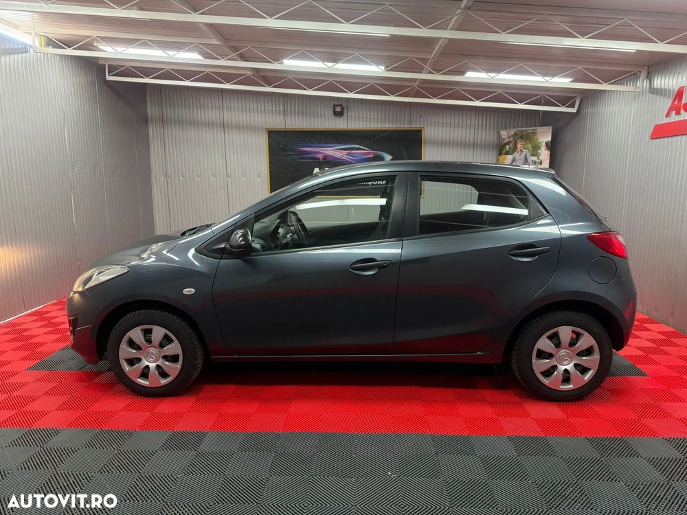Mazda 2 - 19