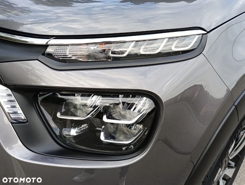 Citroën C3 1.2 PureTech Shine EAT6 - 31