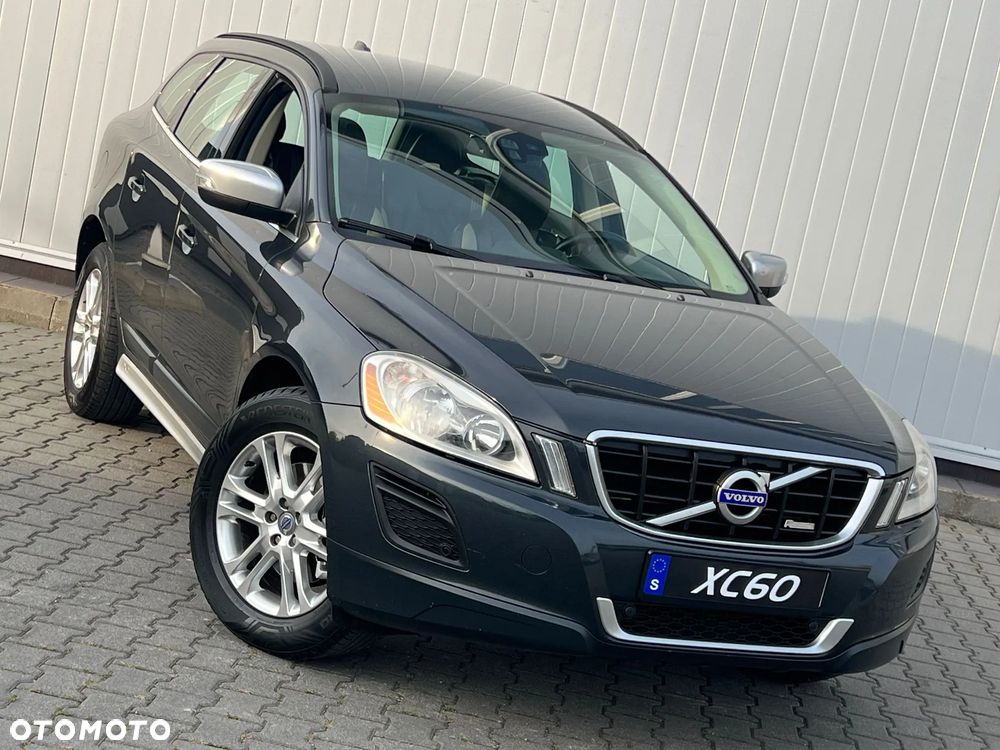 Volvo XC 60 D5 AWD RDesign - 9