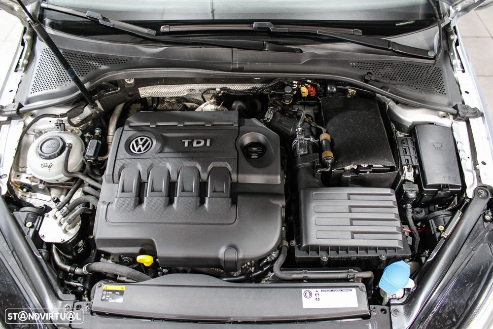 VW Golf Variant 1.6 TDi BlueMotion Trendline - 23