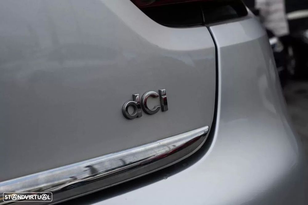 Renault Clio 1.5 dCi Limited - 9