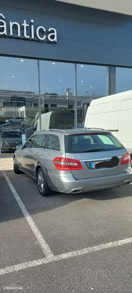 Mercedes-Benz E 300 Bluetec Hybrid Avantgarde - 5