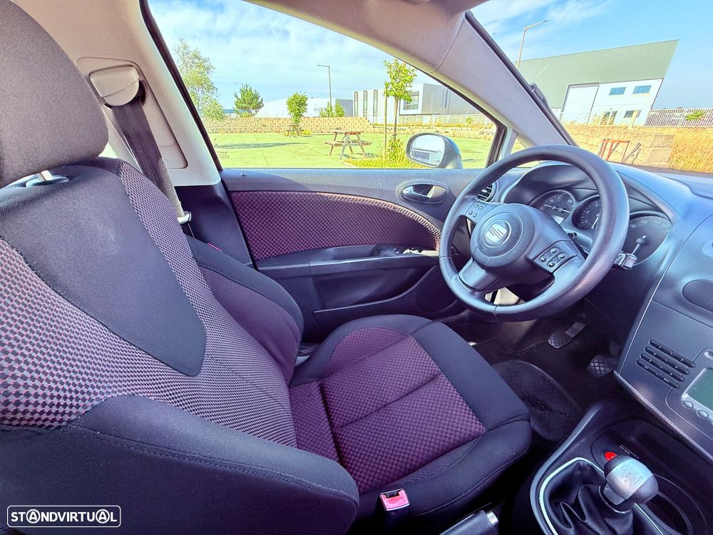SEAT Leon 2.0 TDI Sport DPF - 27