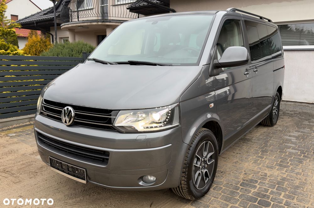 Volkswagen Multivan - 2